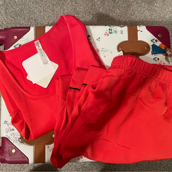 Fabletics red eco satin pajama set tank and crop pants - Picture 3 of 5
